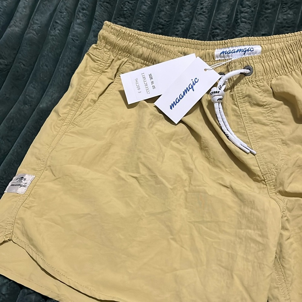 NWT Maamgic Gold Swim Trunks - size XL.